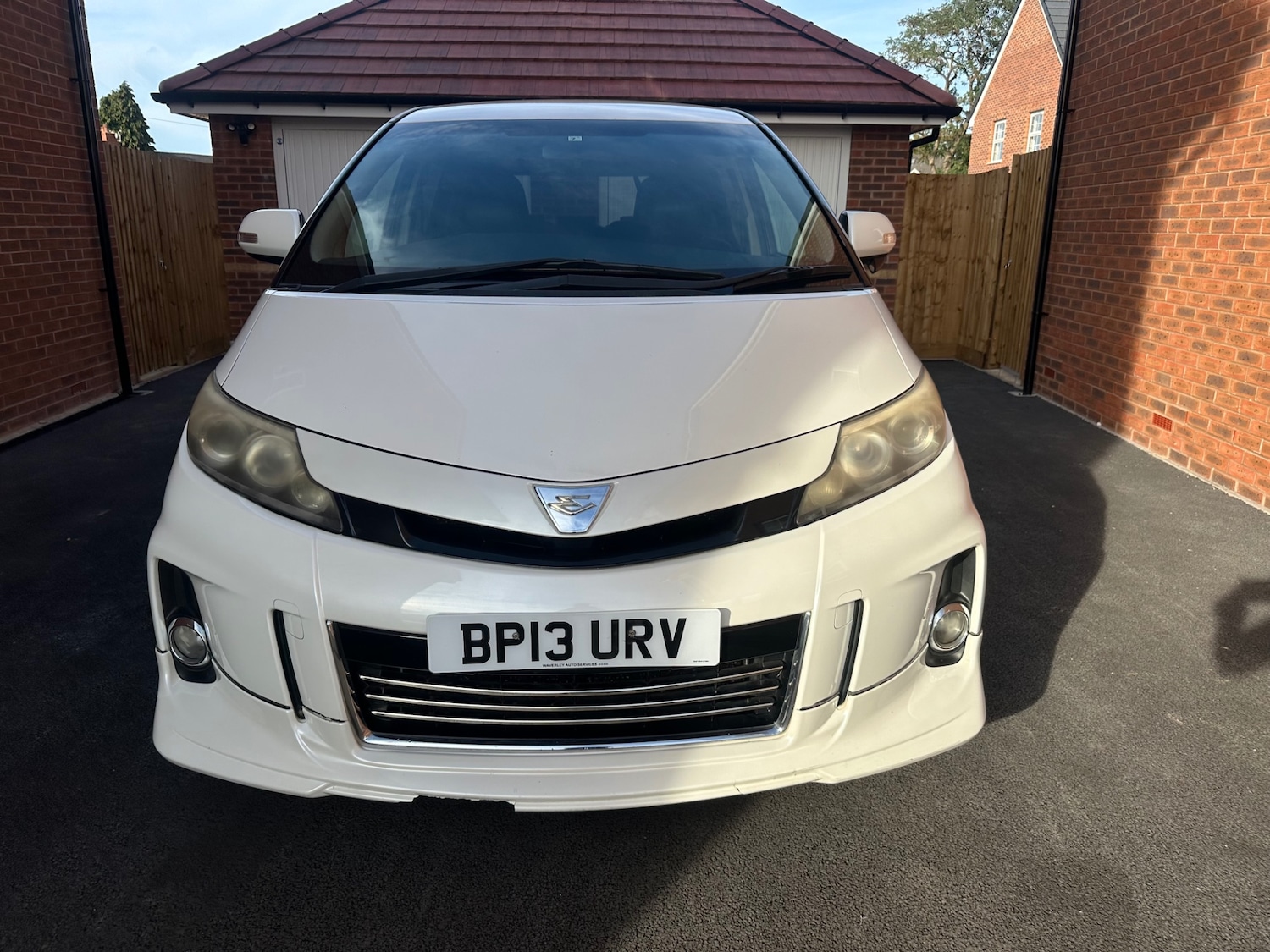 Used Toyota Estima 2022 for sale - 76492228: Photo 1