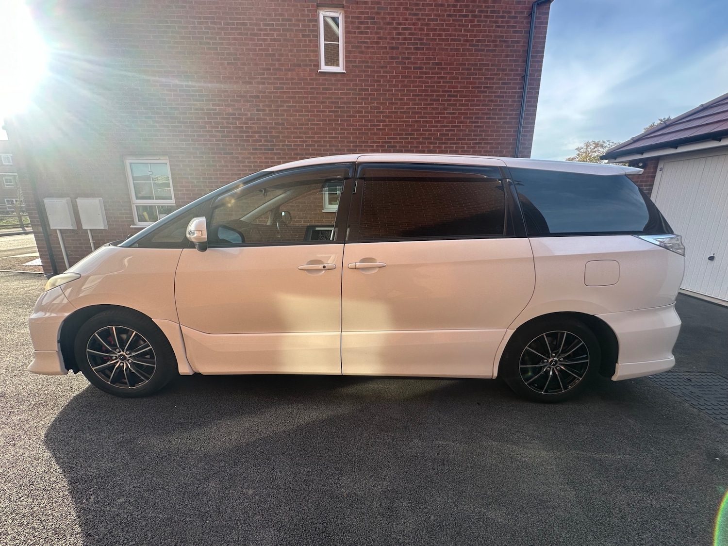 Used Toyota Estima 2022 for sale - 76492228: Photo 4