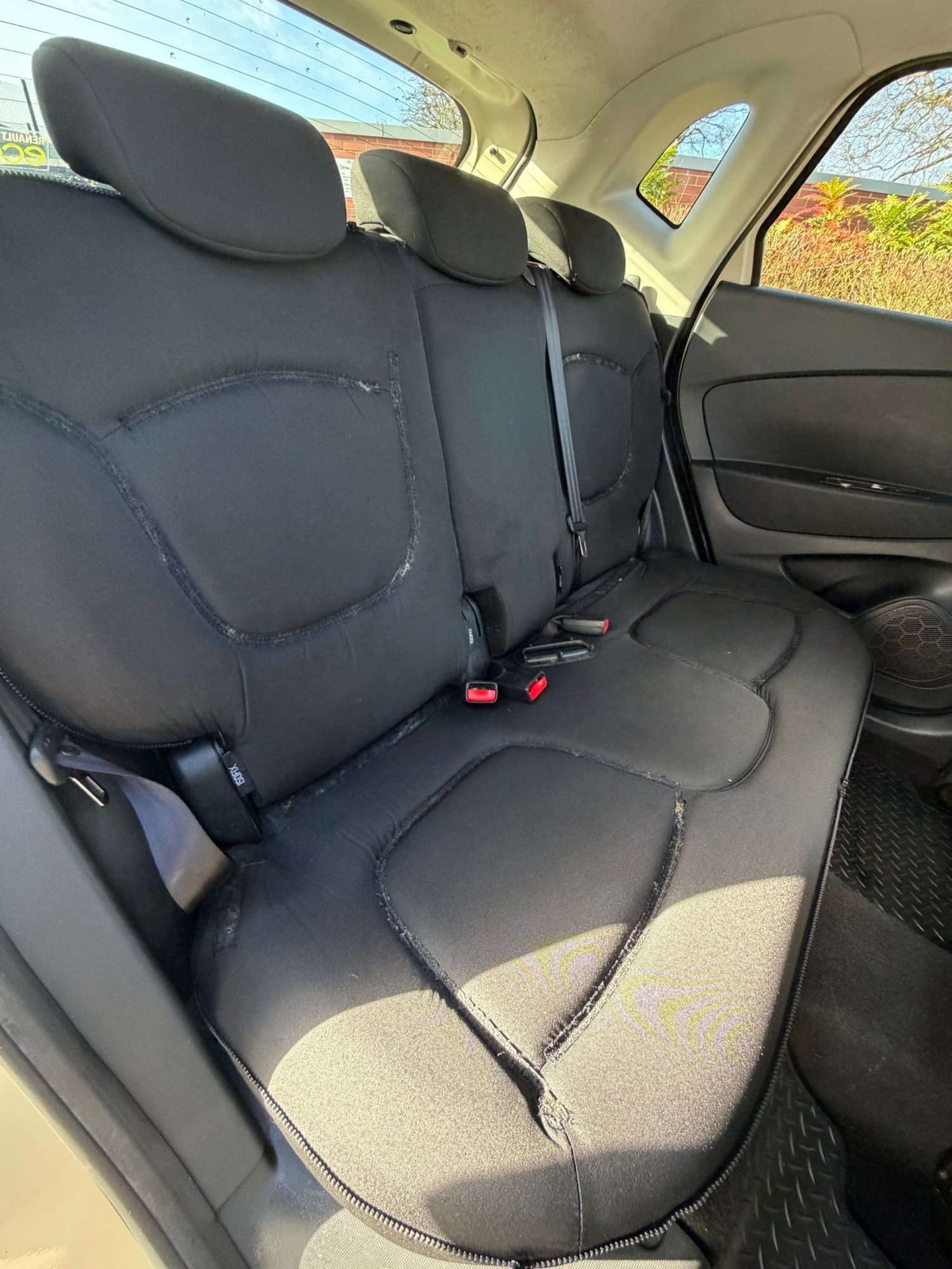 Used Renault Captur 2014 for sale - 77897405: Photo 9