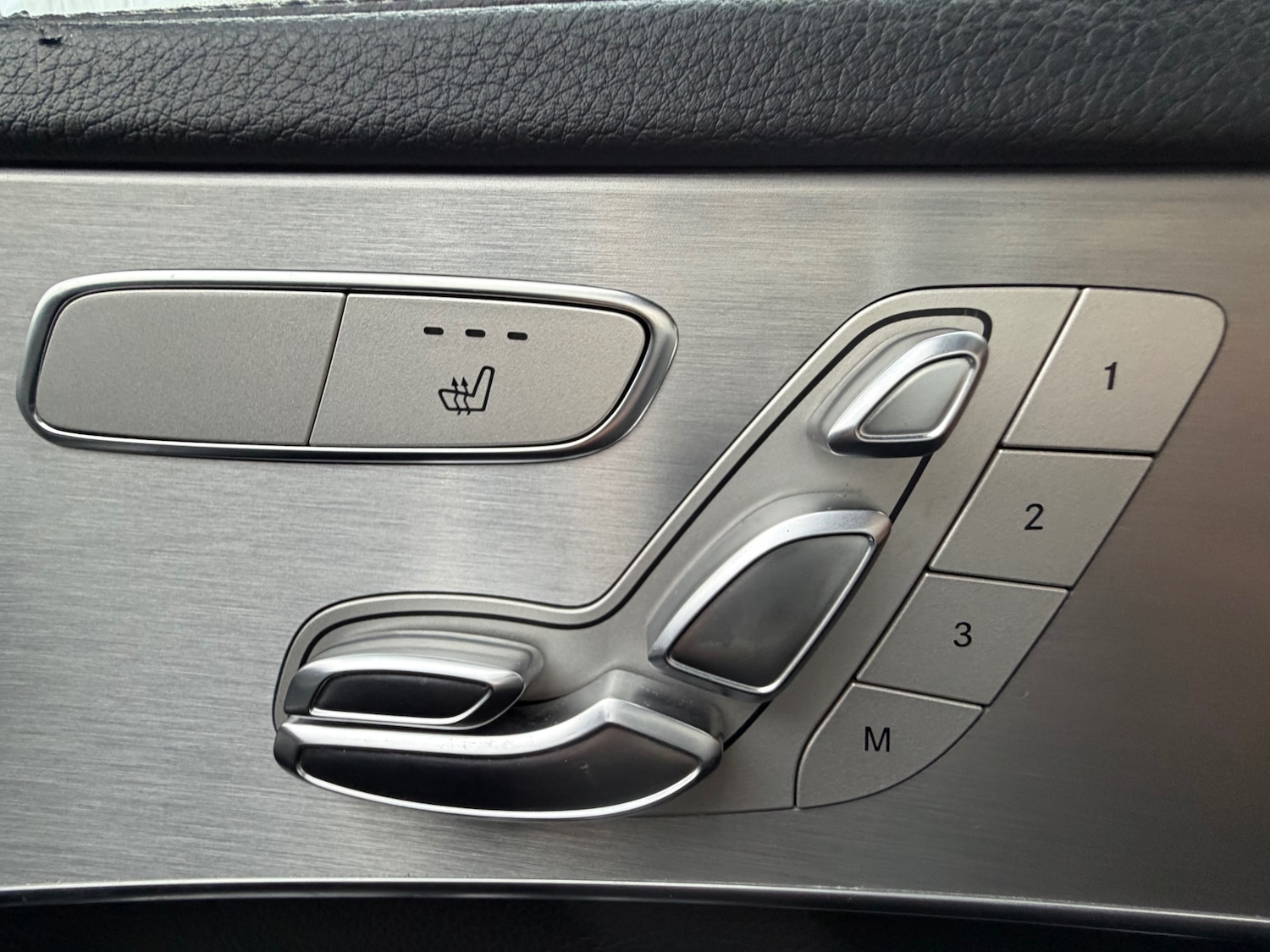 Used Mercedes-Benz C Class 2015 for sale - 77367281: Photo 16