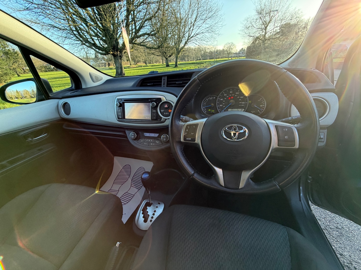 Used Toyota Yaris 2013 for sale - 77228190: Photo 21