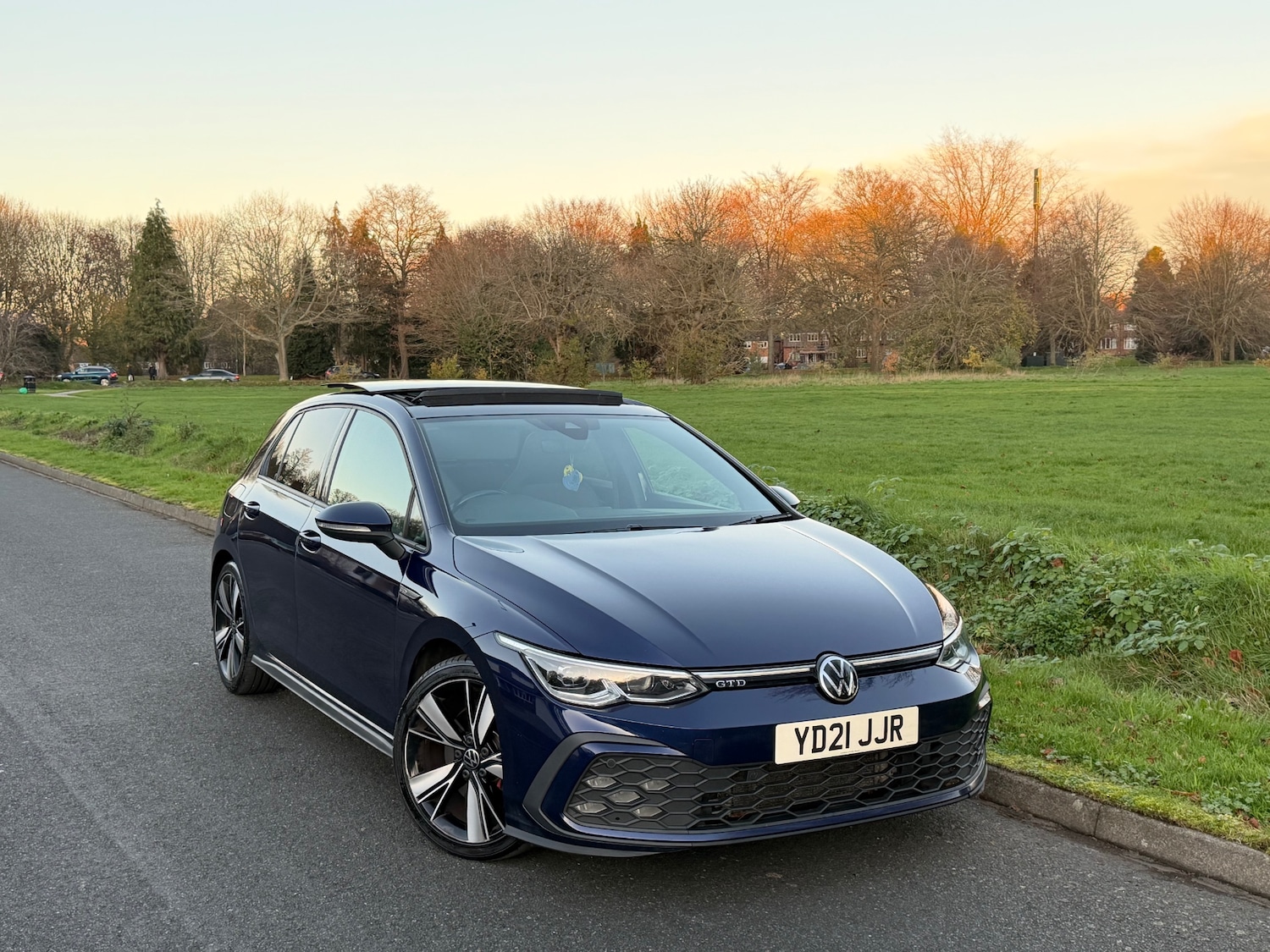 Used Volkswagen Golf 2021 for sale - 76796633: Photo 1