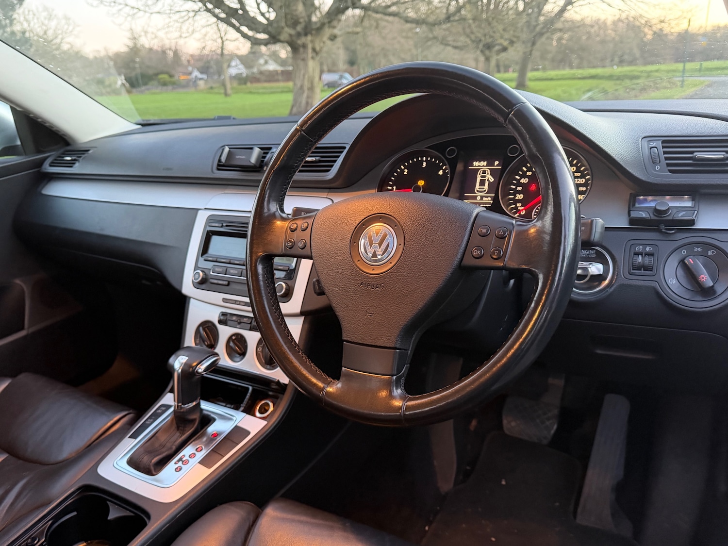 Used Volkswagen Passat 2009 for sale - 77052283: Photo 14