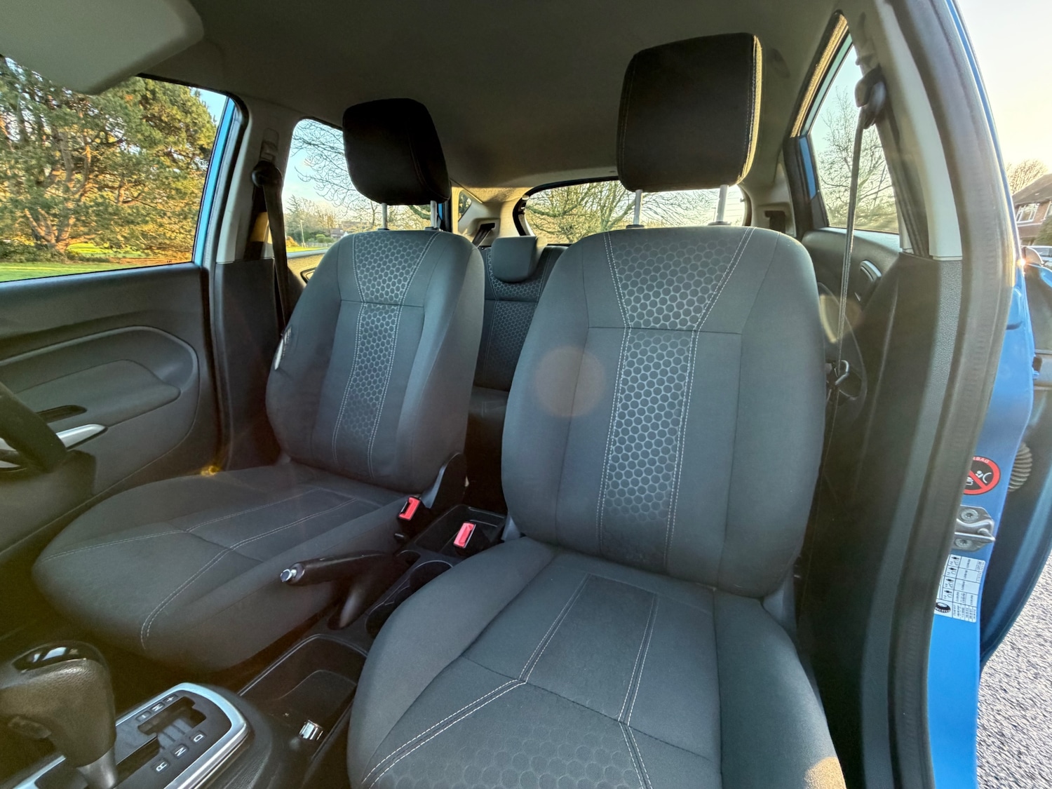 Used Ford Fiesta 2010 for sale - 77236968: Photo 18