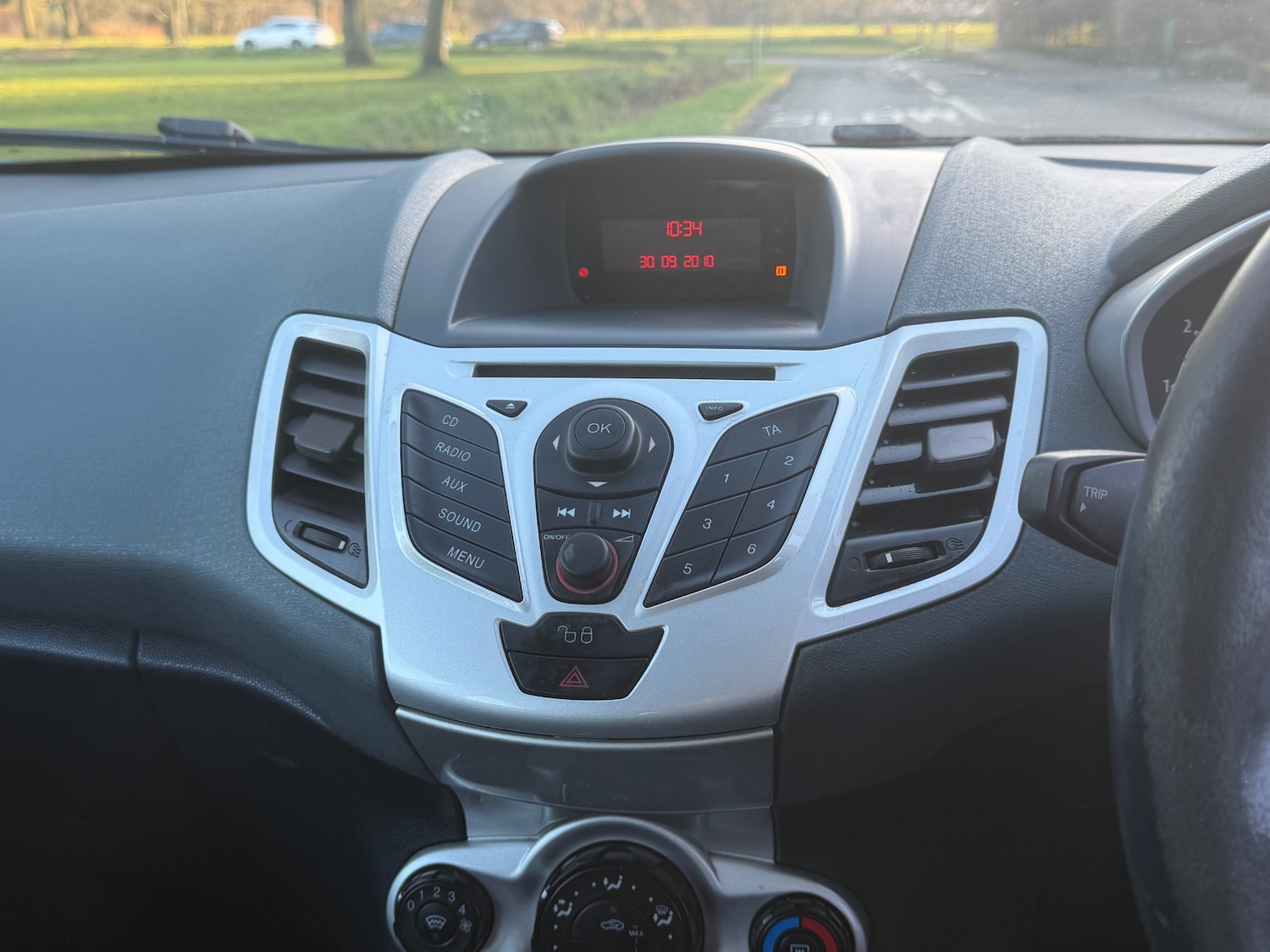 Used Ford Fiesta 2010 for sale - 77236968: Photo 20