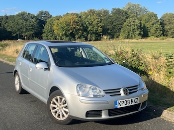 Volkswagen - Golf