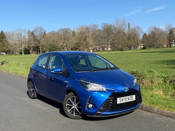 Used Toyota Yaris 2019 for sale - 77918050: Photo