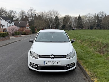 Used Volkswagen Polo 2015 for sale - 78680507: Photo