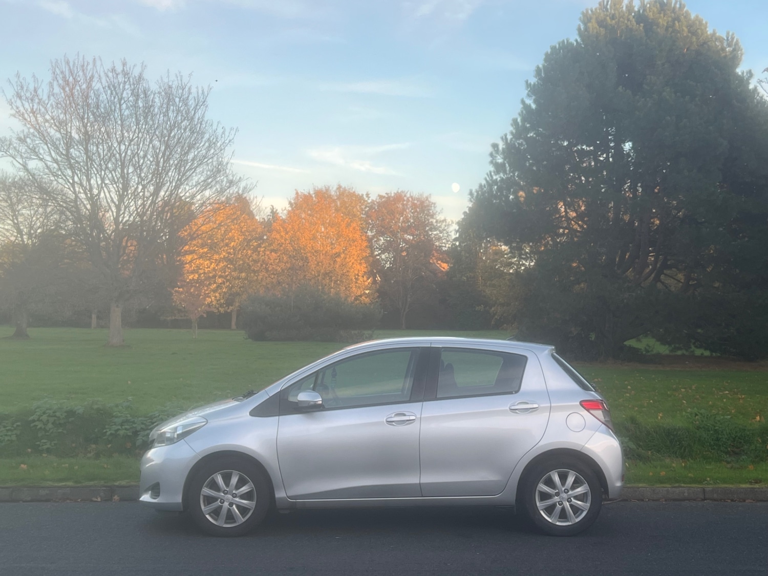 Used Toyota Yaris 2012 for sale - 76490491: Photo 11