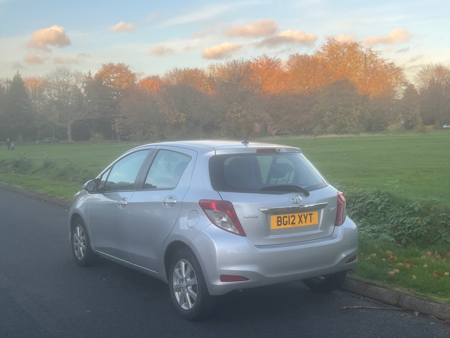 Used Toyota Yaris 2012 for sale - 76490491: Photo 12