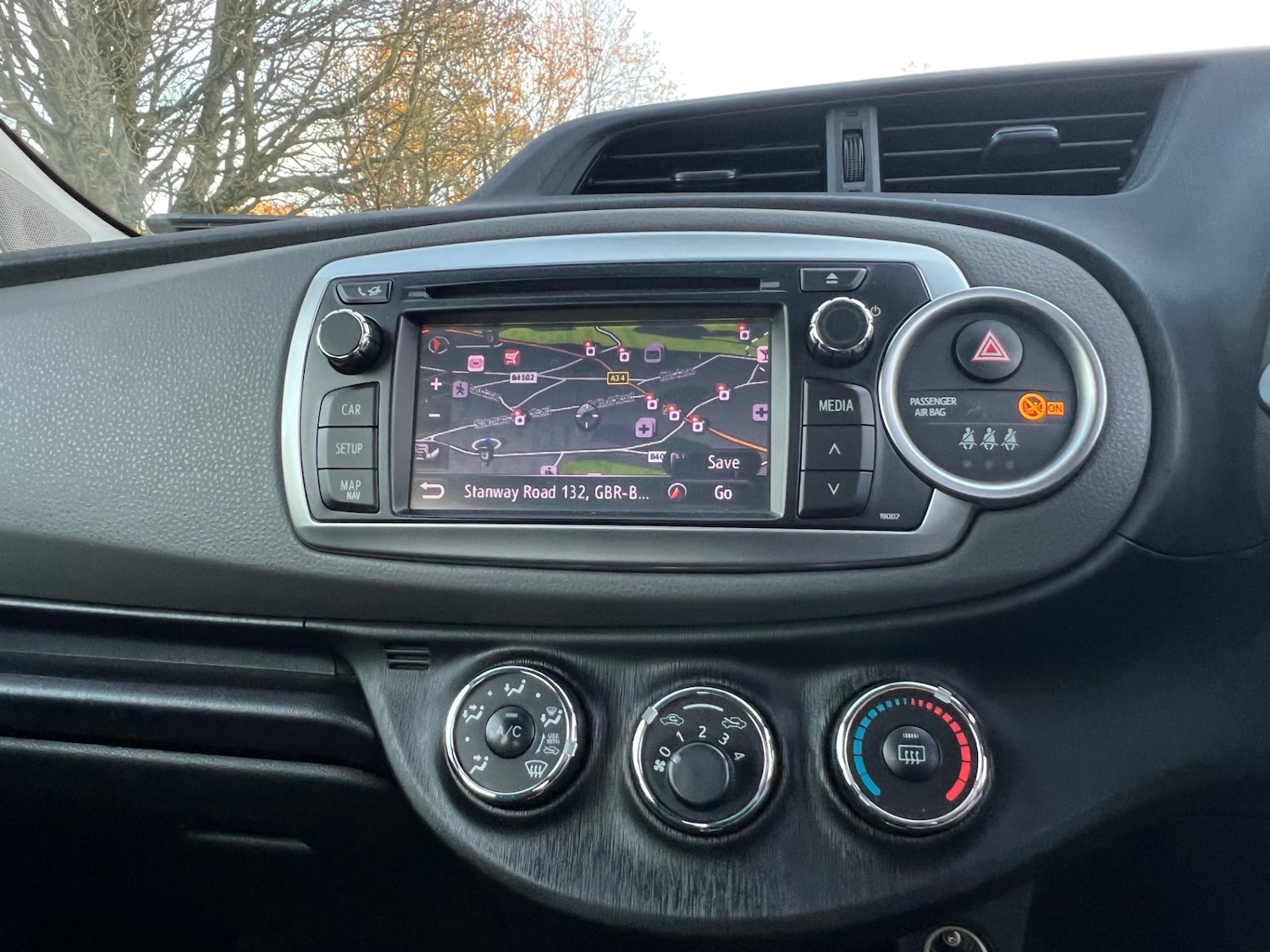 Used Toyota Yaris 2012 for sale - 76490491: Photo 18