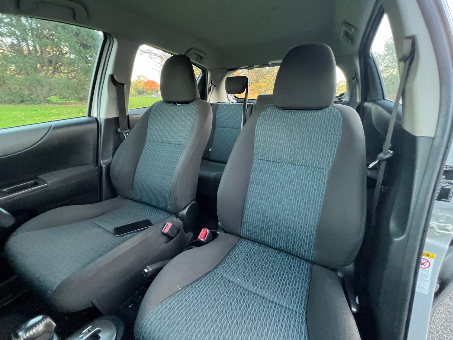 Used Toyota Yaris 2012 for sale - 76490491: Photo 22