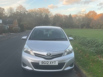 Used Toyota Yaris 2012 for sale - 76490491: Photo