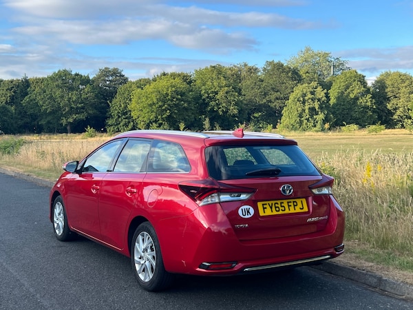 Used Toyota Auris 2015 for sale - 75367017: Photo 12