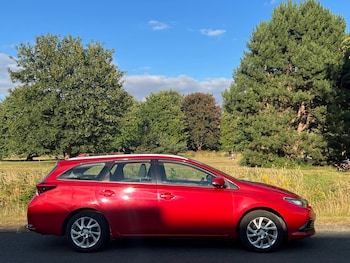 Used Toyota Auris 2015 for sale - 75367017: Photo