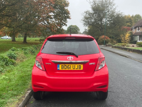 Used Toyota Yaris 2012 for sale - 76273080: Photo 6