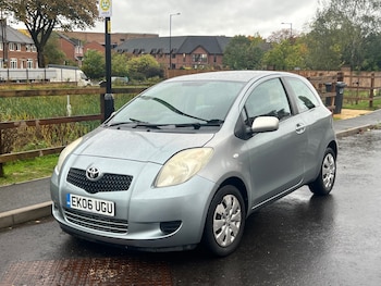 Toyota - Yaris