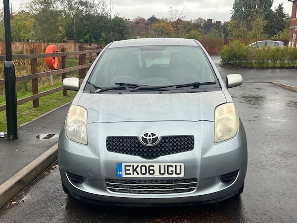 Used Toyota Yaris 2006 for sale - 76165425: Photo 2