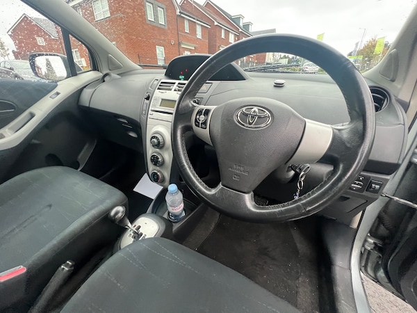 Used Toyota Yaris 2006 for sale - 76165425: Photo 5