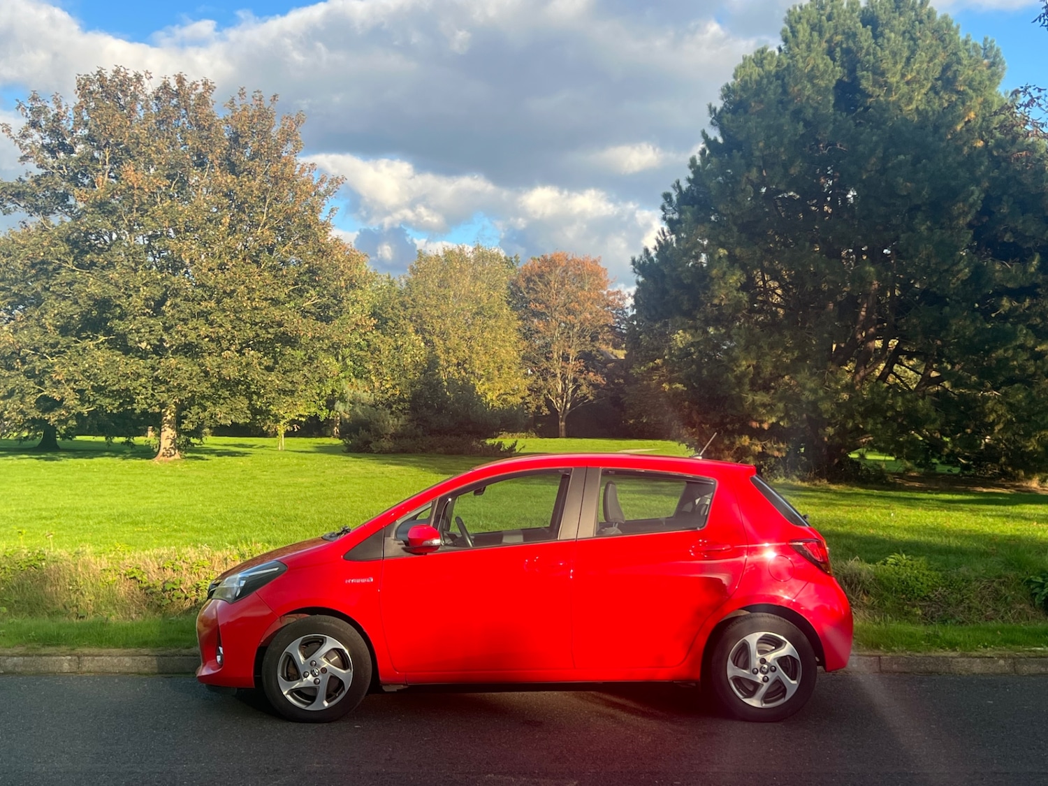 Used Toyota Yaris 2015 for sale - 76796628: Photo 10