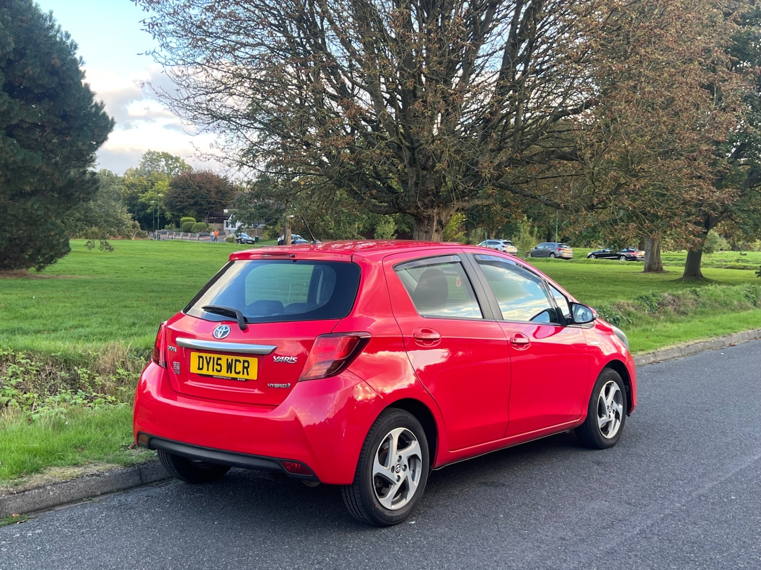 Used Toyota Yaris 2015 for sale - 76796628: Photo 5