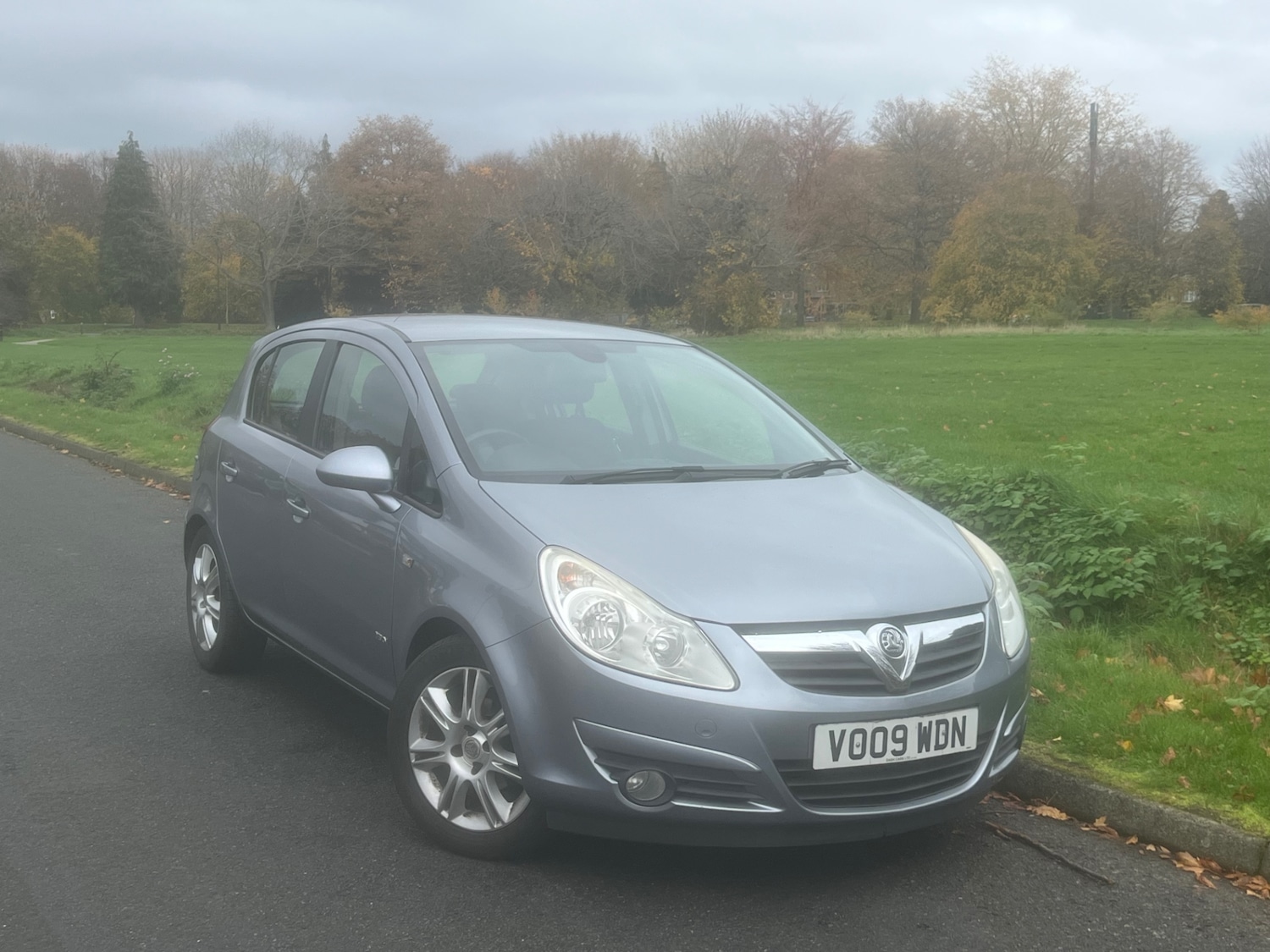 Used Vauxhall Corsa 2009 for sale - 76491878: Photo 1