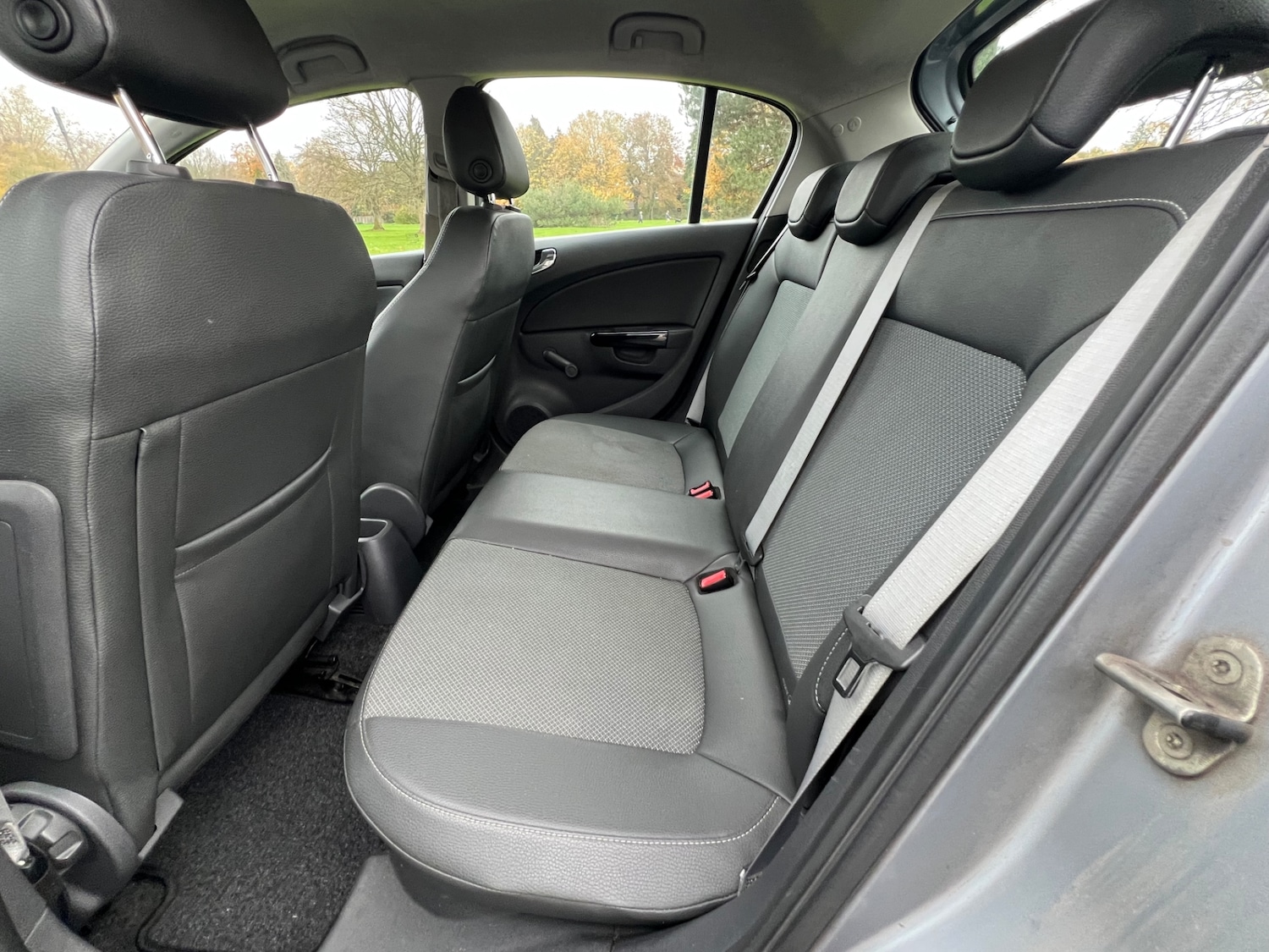 Used Vauxhall Corsa 2009 for sale - 76491878: Photo 16