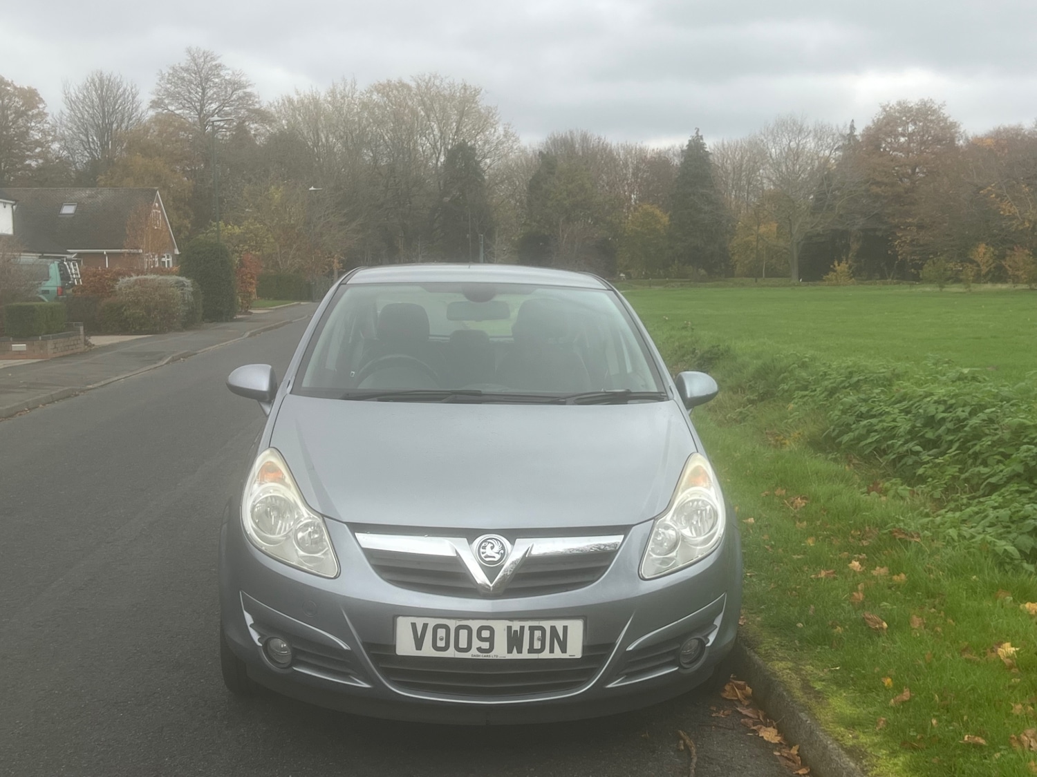 Used Vauxhall Corsa 2009 for sale - 76491878: Photo 3