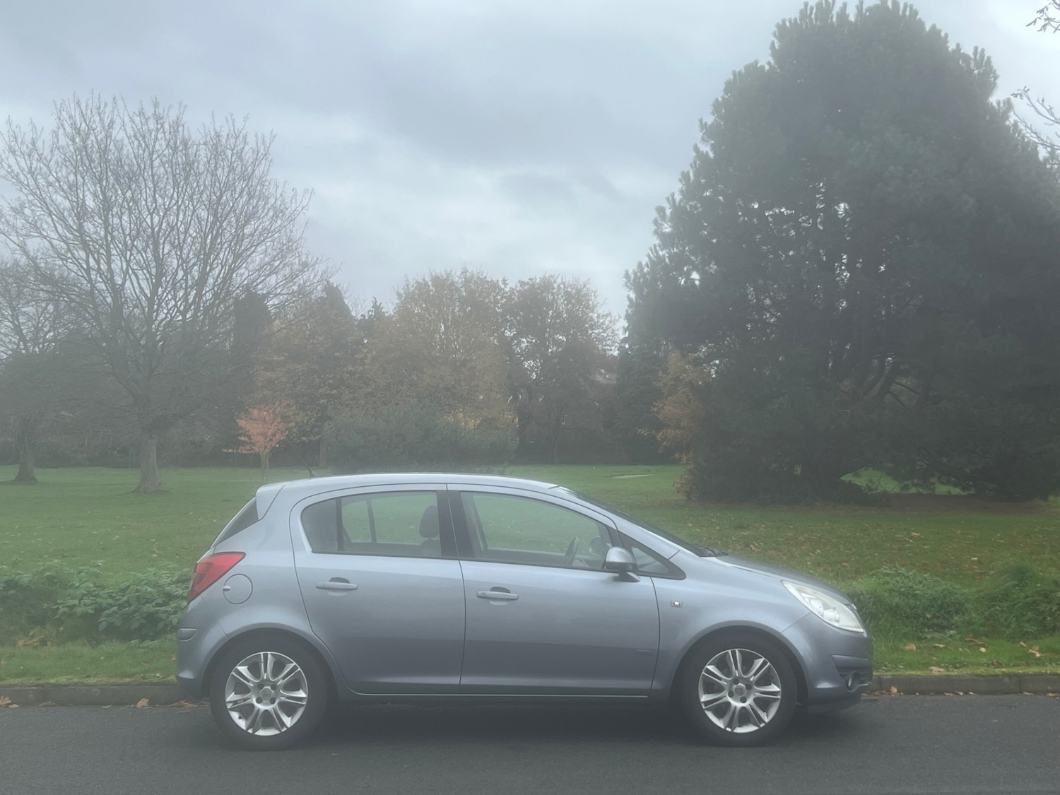 Used Vauxhall Corsa 2009 for sale - 76491878: Photo 4