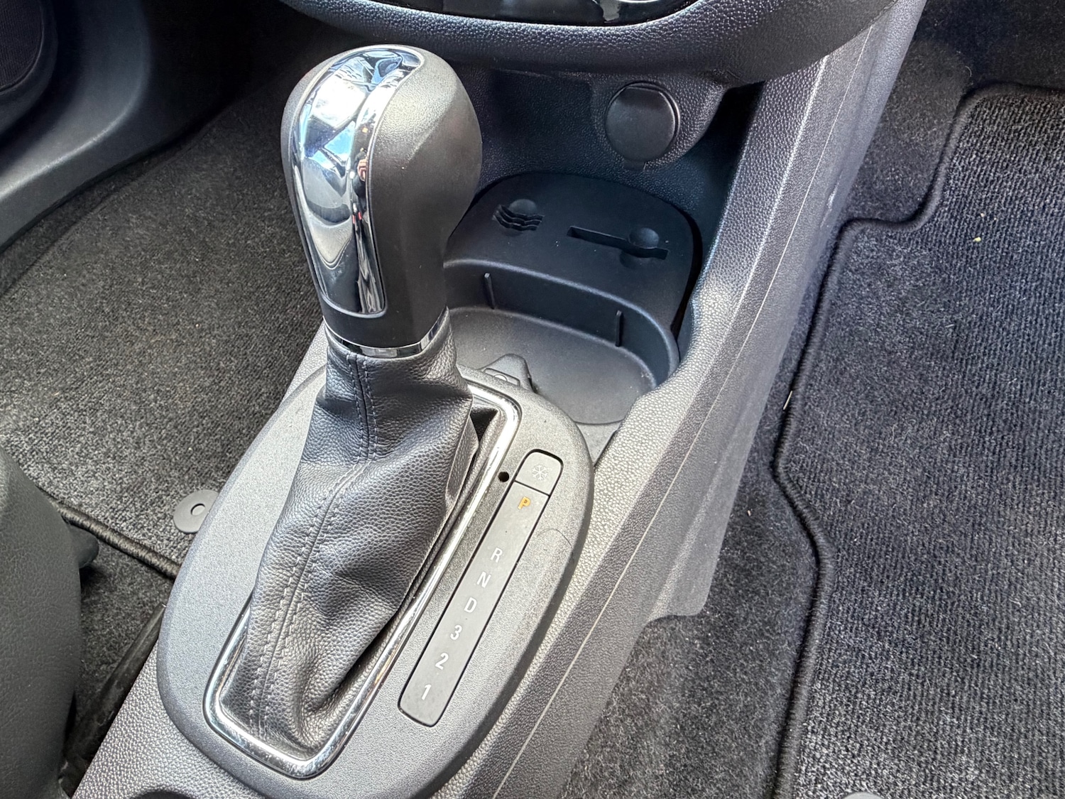 Used Vauxhall Corsa 2008 for sale - 77528134: Photo 21