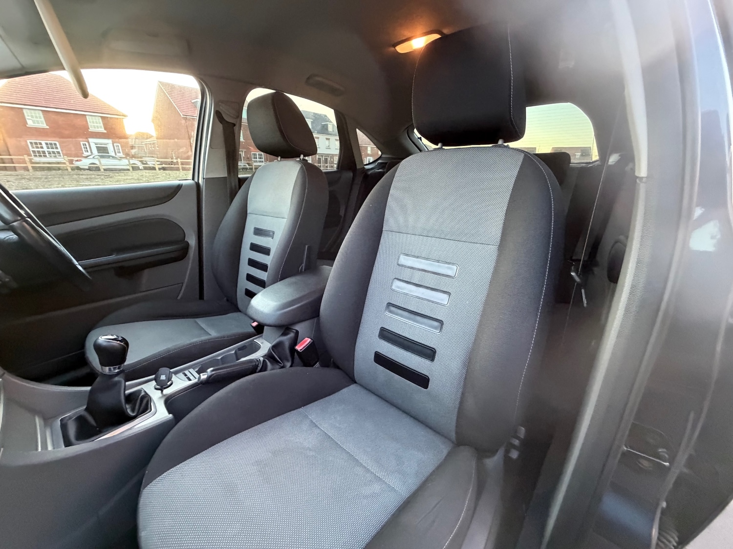 Used Ford Focus 2010 for sale - 77052281: Photo 13