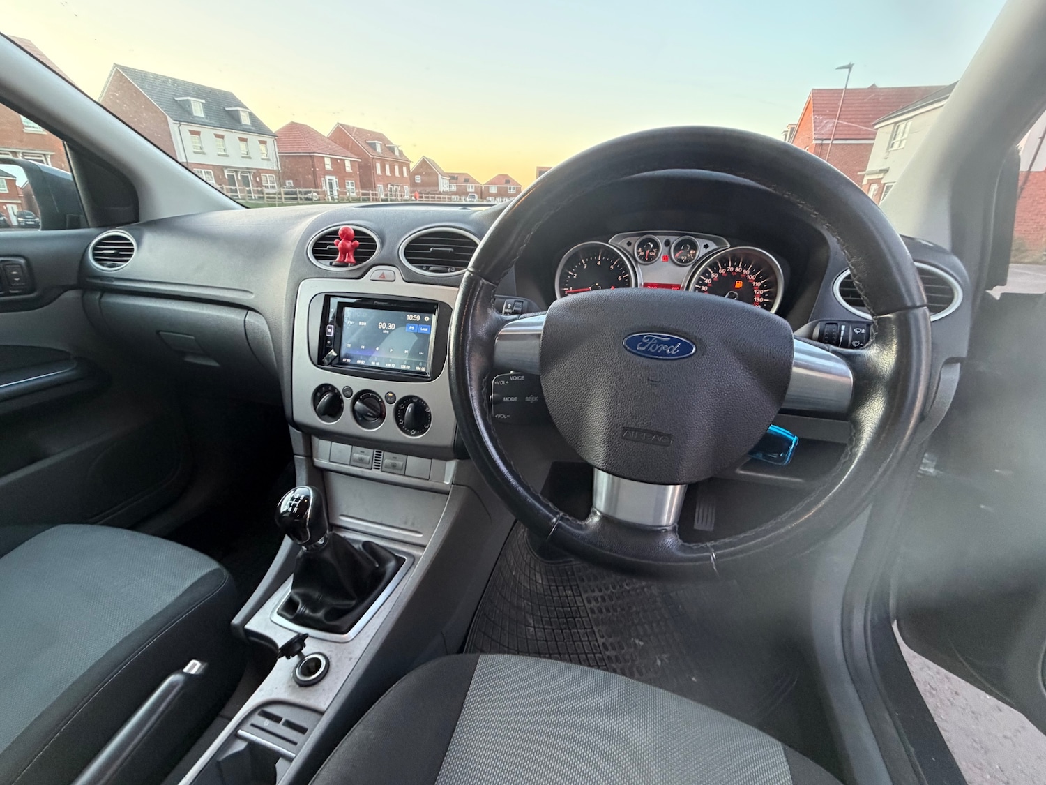 Used Ford Focus 2010 for sale - 77052281: Photo 15