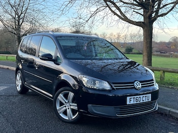Used Volkswagen Touran 2011 for sale - 75706317: Photo