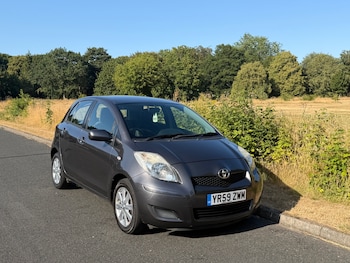 Used Toyota Yaris 2009 for sale - 79264421: Photo