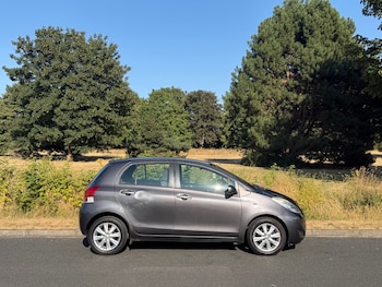 Used Toyota Yaris 2009 for sale - 79264421: Photo