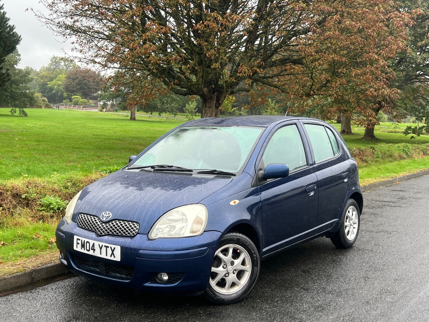 Used Toyota Yaris 2004 for sale - 76643824: Photo 8