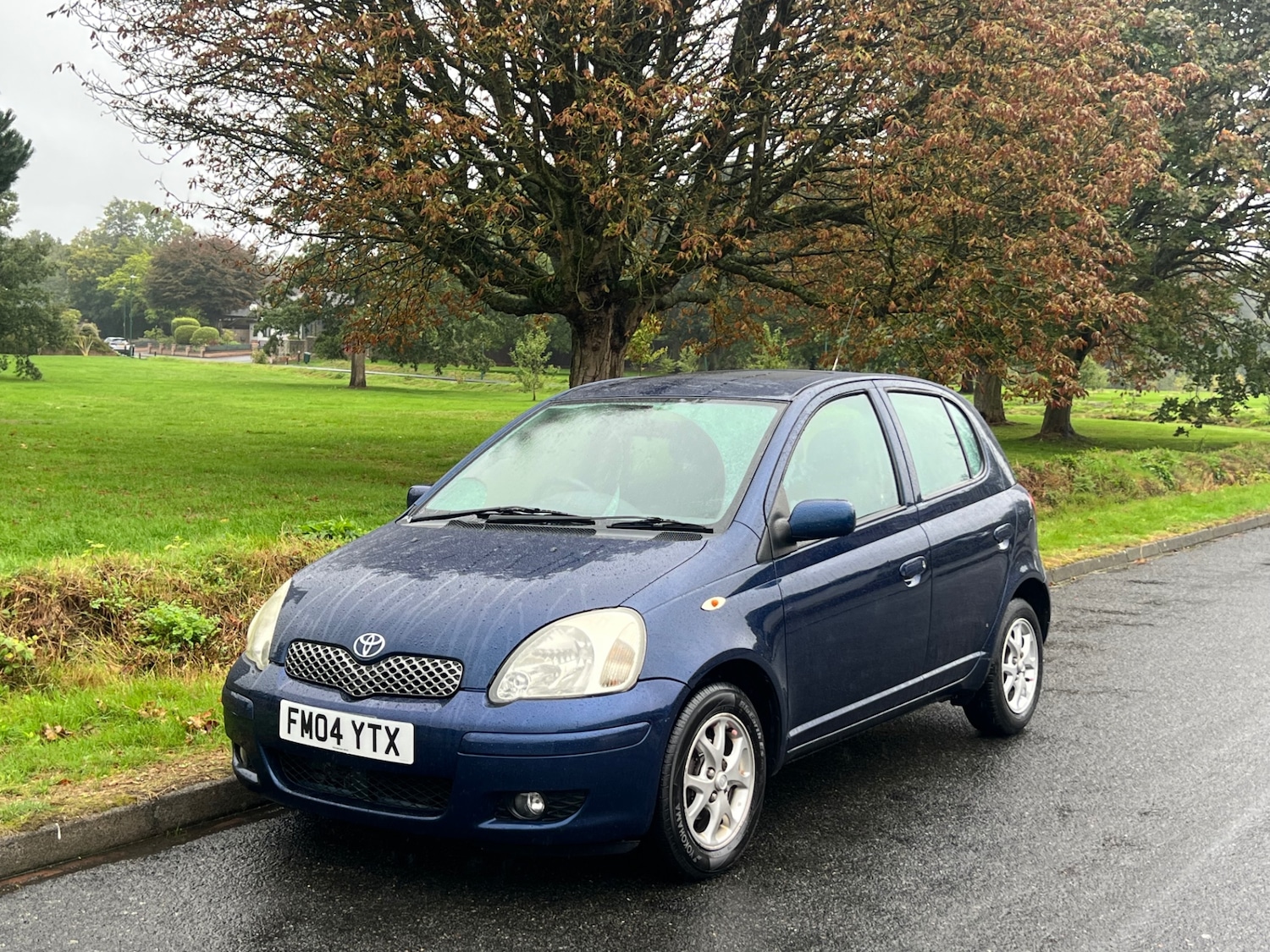 Used Toyota Yaris 2004 for sale - 76643824: Photo 9
