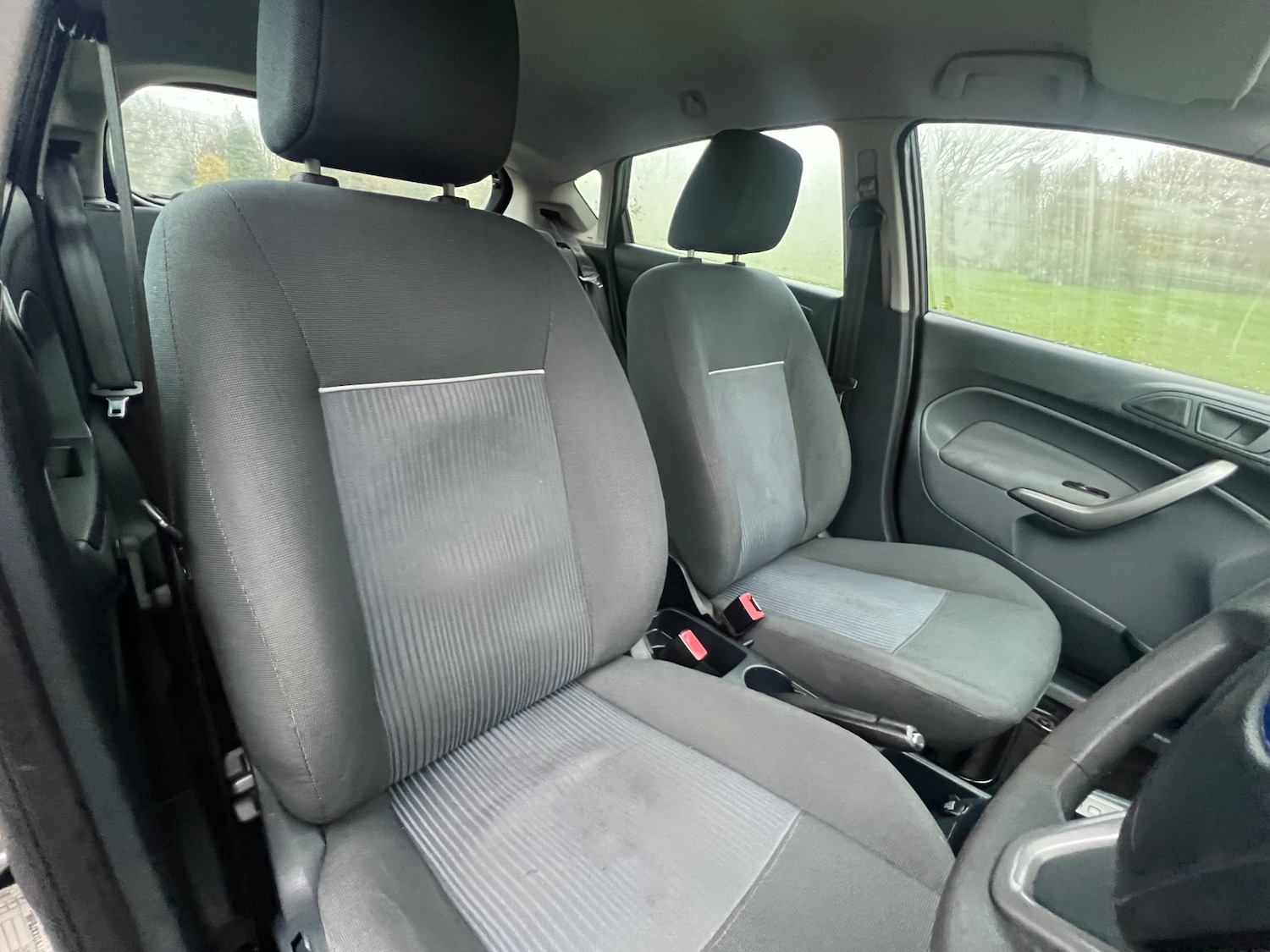 Used Ford Fiesta 2011 for sale - 76560121: Photo 17