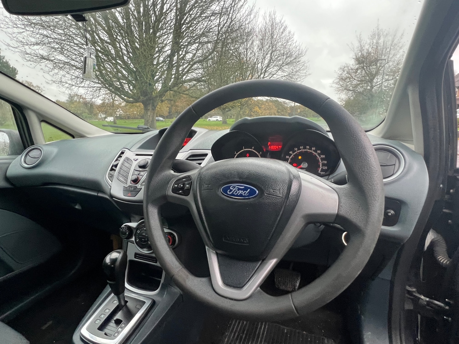 Used Ford Fiesta 2011 for sale - 76560121: Photo 19