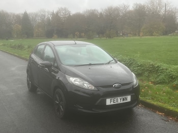 Used Ford Fiesta 2011 for sale - 76560121: Photo