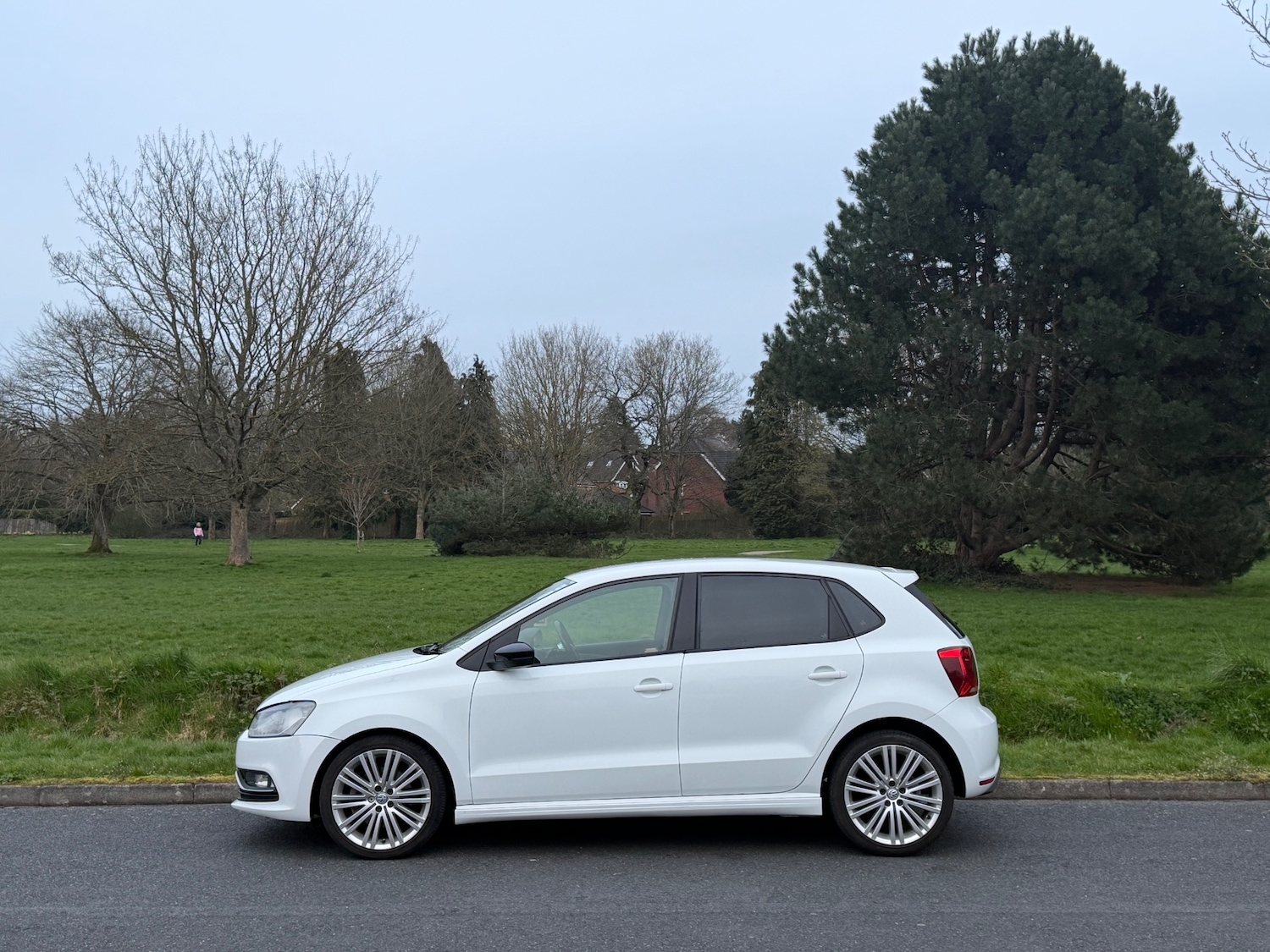 Used Volkswagen Polo 2015 for sale - 77991942: Photo 11