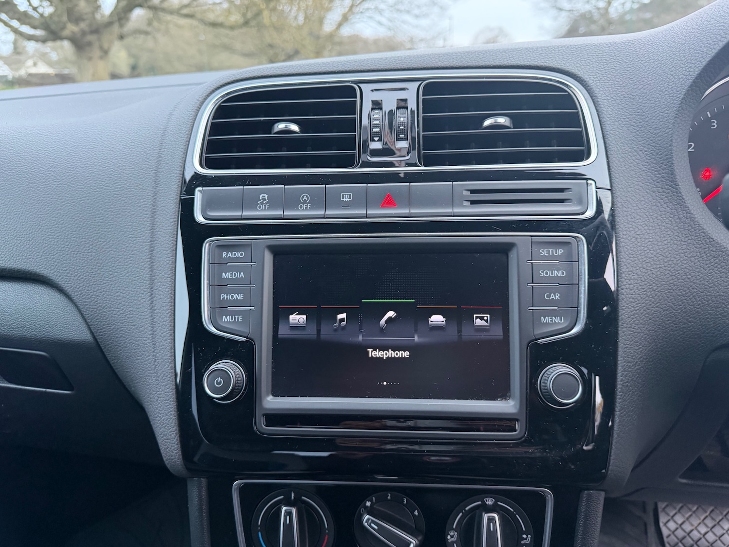 Used Volkswagen Polo 2015 for sale - 77991942: Photo 17