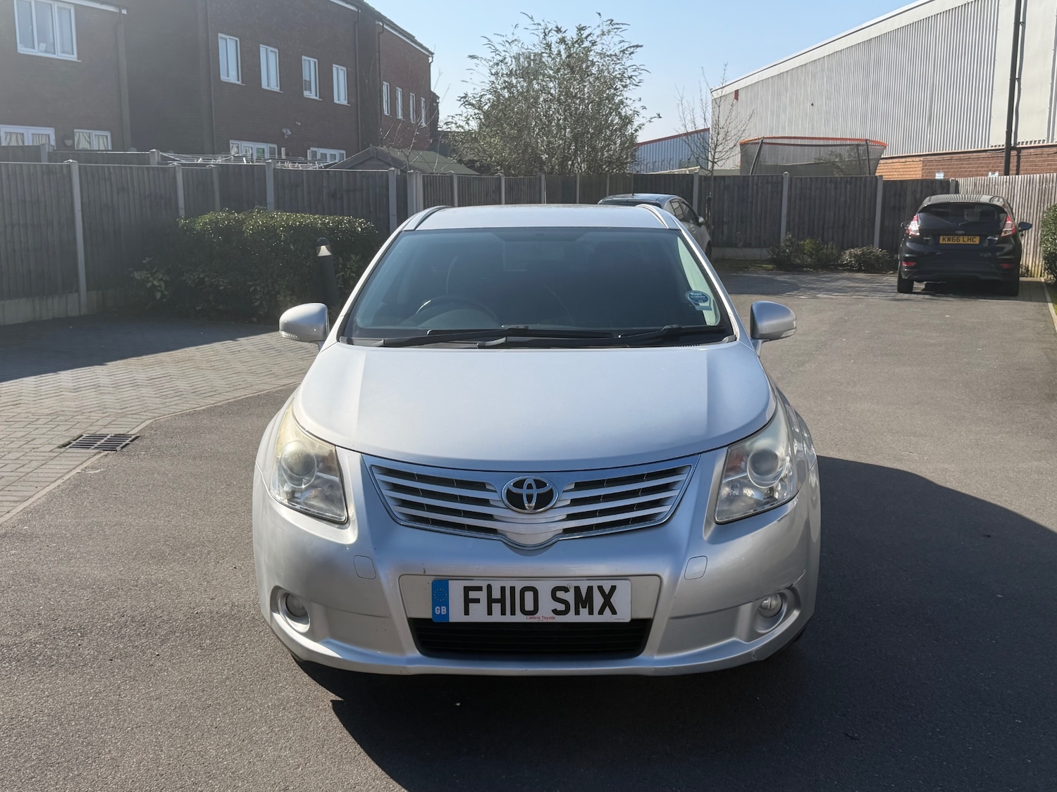 Used Toyota Avensis 2010 for sale - 77931916: Photo 3
