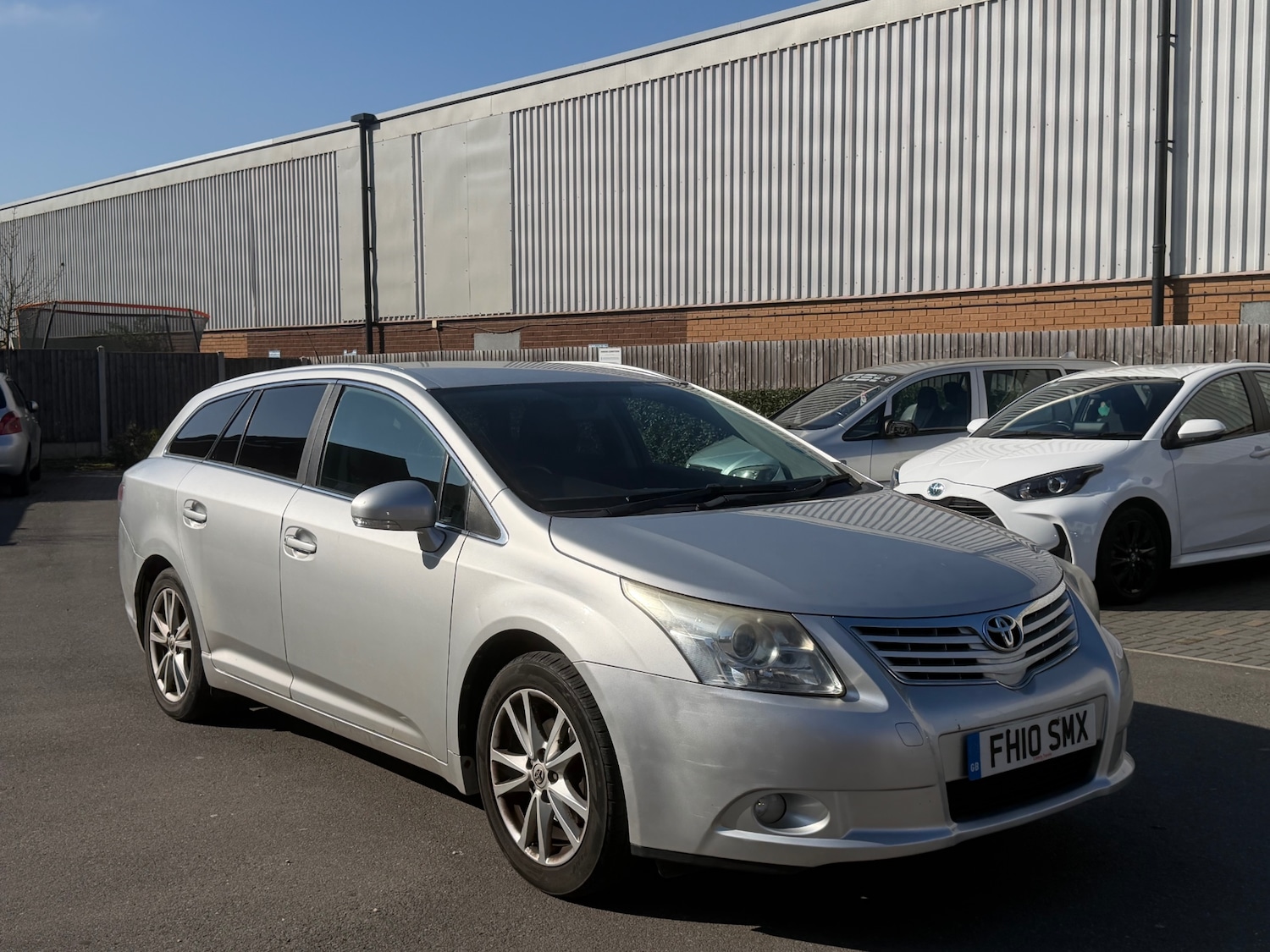 Used Toyota Avensis 2010 for sale - 77931916: Photo 4