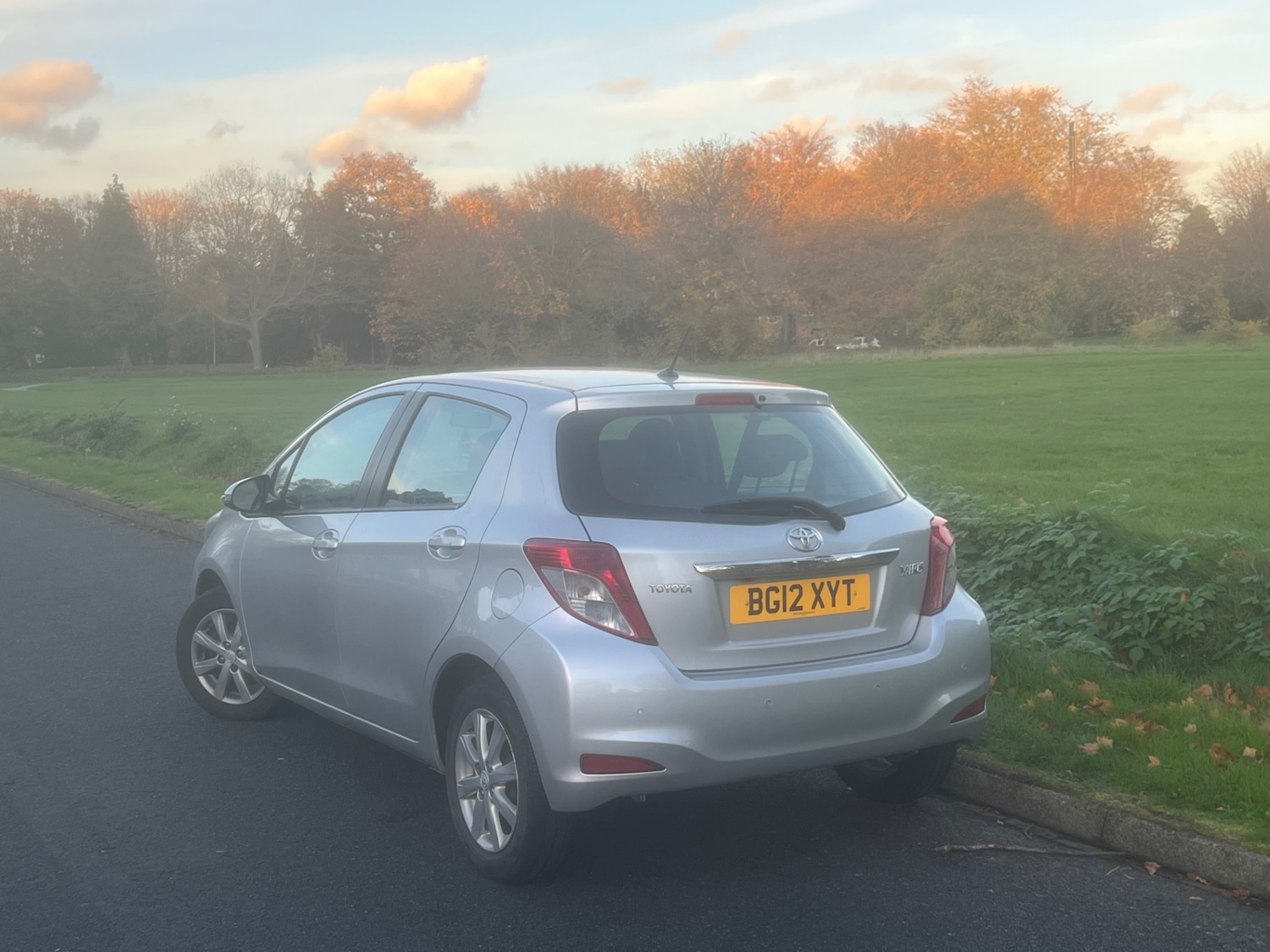 Used Toyota Yaris 2012 for sale - 76931409: Photo 14