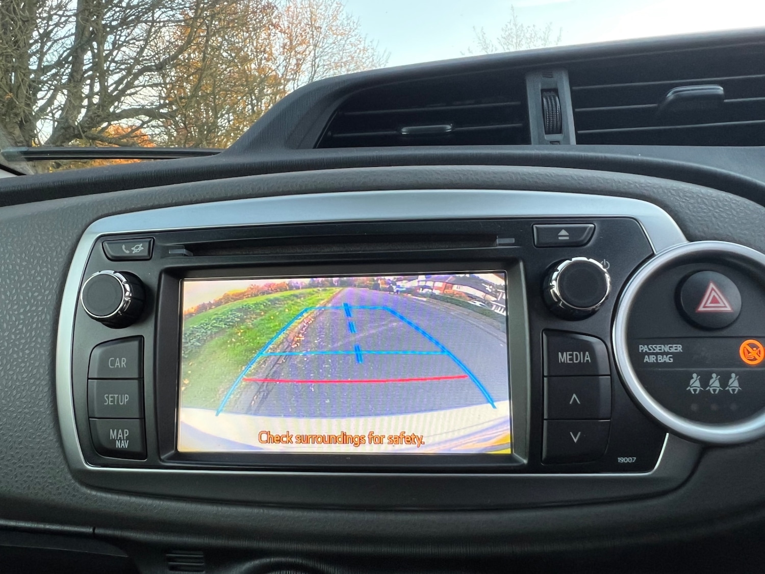 Used Toyota Yaris 2012 for sale - 76931409: Photo 24