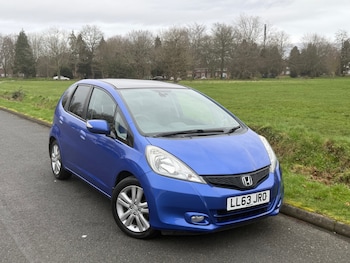 Used Honda Jazz 2013 for sale - 77636885: Photo
