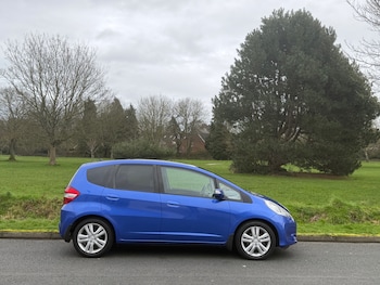 Used Honda Jazz 2013 for sale - 77636885: Photo