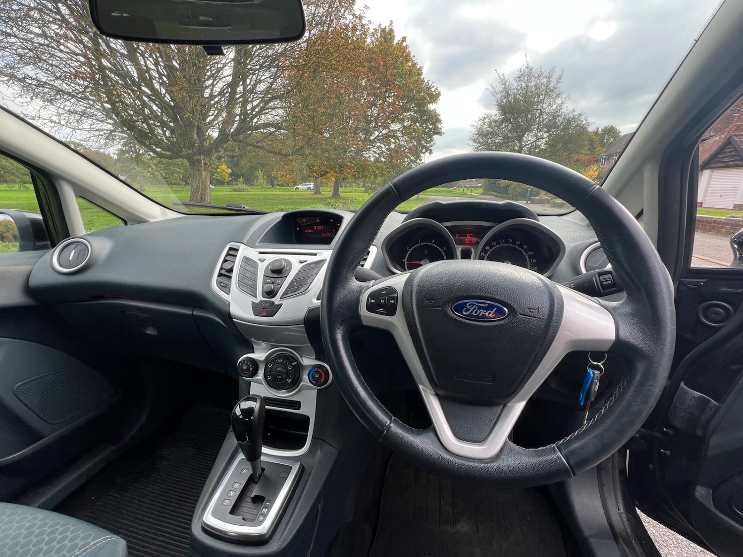 Used Ford Fiesta 2011 for sale - 76243863: Photo 15