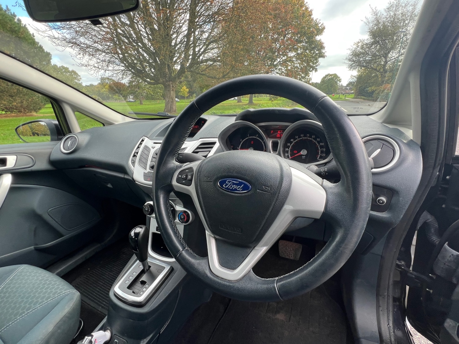 Used Ford Fiesta 2011 for sale - 76243863: Photo 17